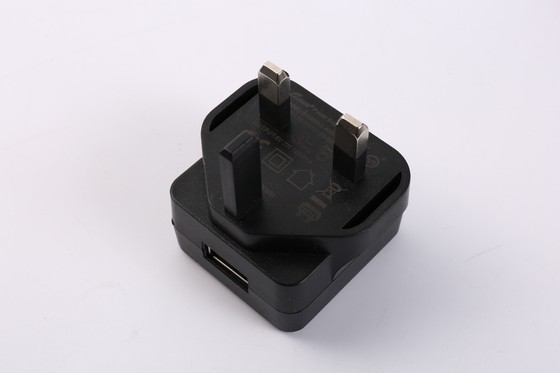 Black Color 6W 5V 1A PD USB Power Adapter 5V 1.2A 5V 0.5A IEC60335 IEC60065