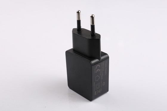 Travel USB Power Adapter 20W PD AU EU US UK Plugs 5V 3A 9V 2.22A 12V 1.67A